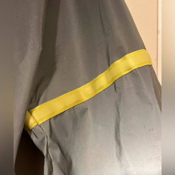 Terez Glow Gear all over Reflective Jacket - Picture 5 of 9